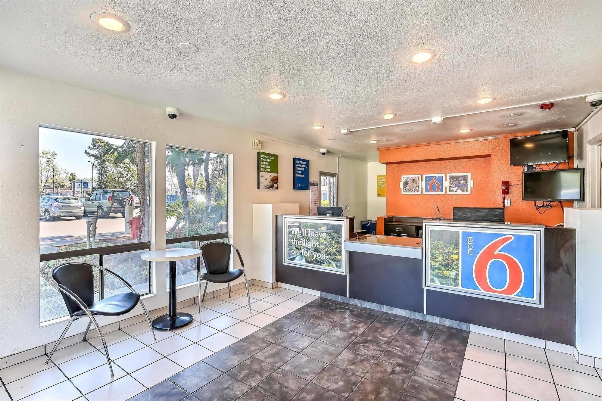 Motel 6-Oakland, Ca - Embarcadero Εξωτερικό φωτογραφία