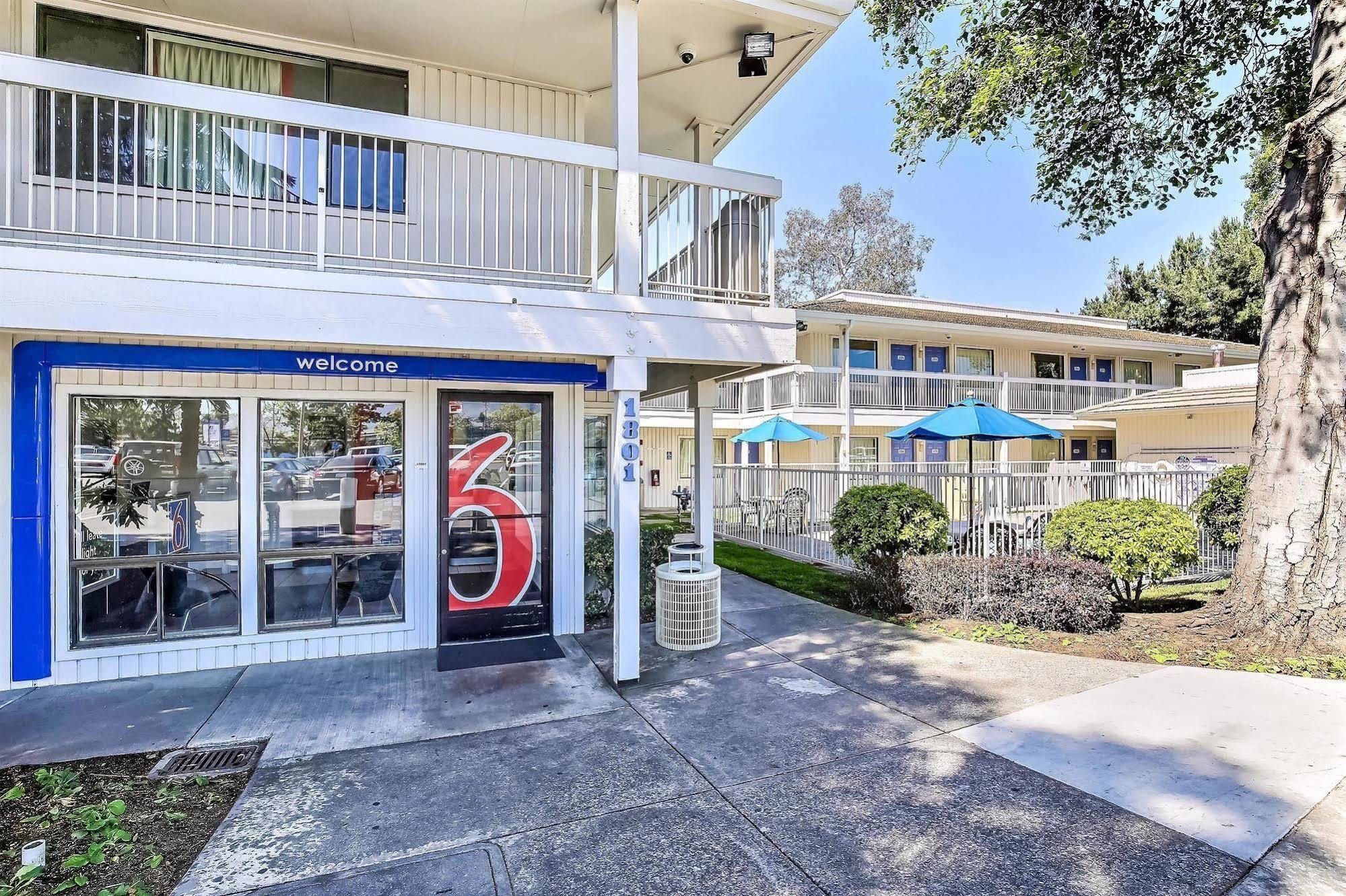 Motel 6-Oakland, Ca - Embarcadero Εξωτερικό φωτογραφία